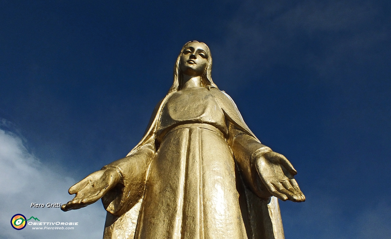 41 La  Madonnina del Baciamorti. ci protegge! .JPG